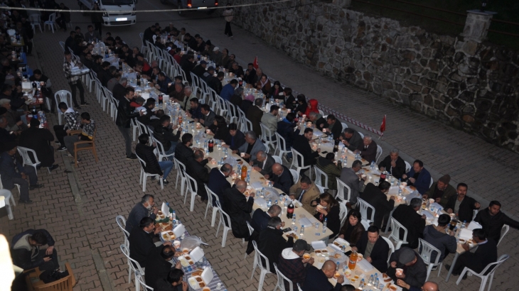 Soğukpınar Beldesinde iftar coşkusu